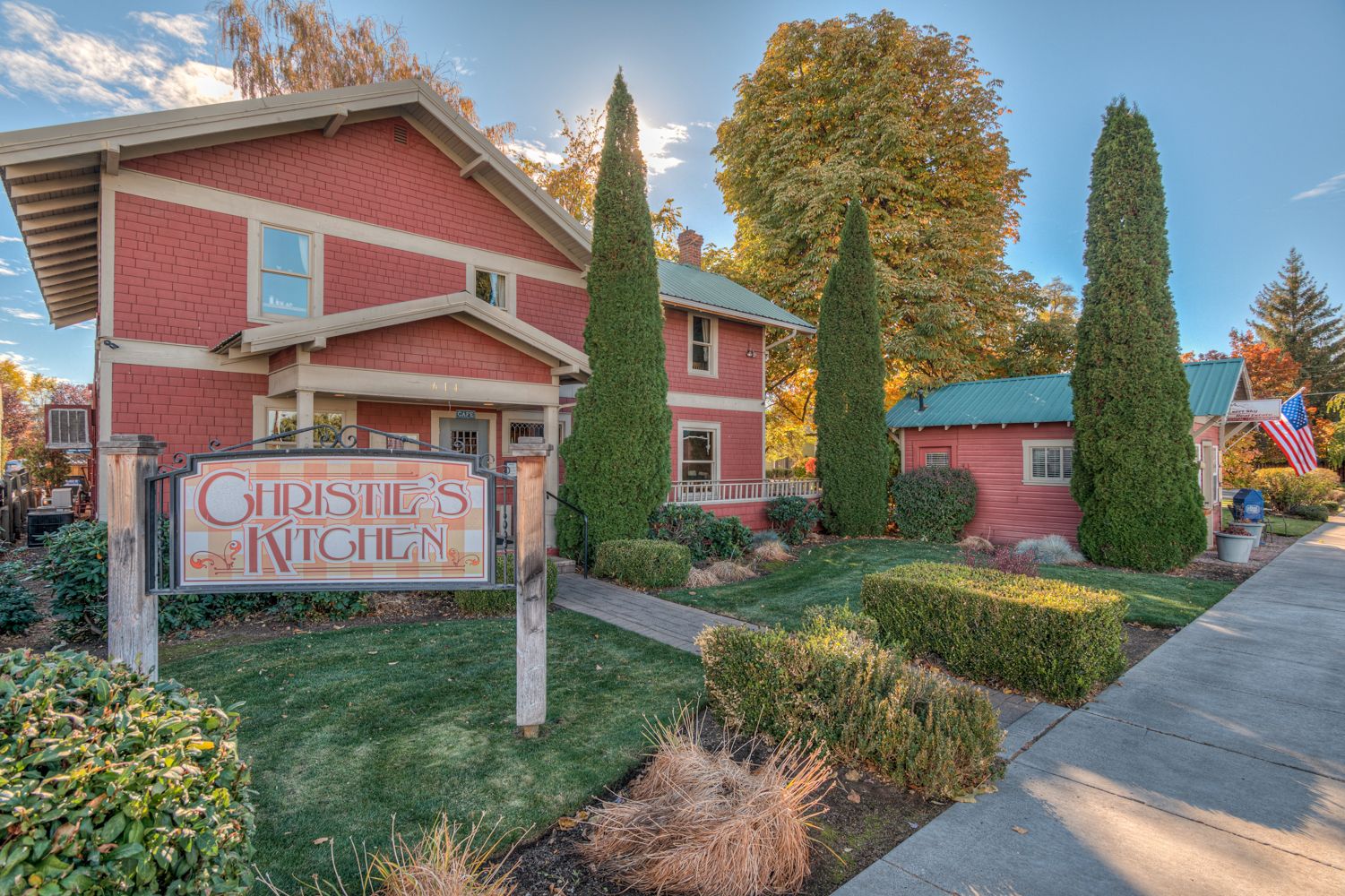 614 NW Cedar Ave., Redmond, OR – 11